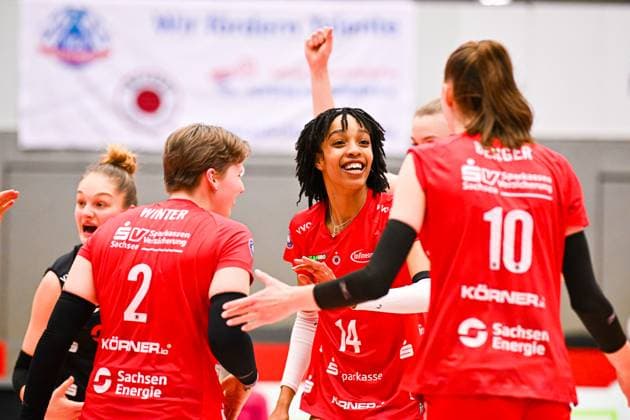 1. Volleyball Bundesliga Frauen, Dresdner SC vs. VC Neuwied, Dresden, 24.01.2024 Tia Jimerson (Dresdner SC, 14) 1. Volleyball Bundesliga Frauen, Dresdner SC vs. VC Neuwied am 24.01.2024 in der Margon Arena Dresden Copyright: xBEAUTIFULxSPORTS Hoepnerx