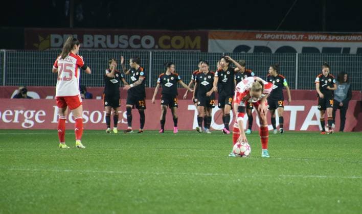 24.01.2024, xgrfx, Fussball Champions League Frauen, AS Rom - FC Bayern München emspor, v.l. Tor, Valentina Giacinti (AS Rom) (DFL DFB REGULATIONS PROHIBIT ANY USE OF PHOTOGRAPHS as IMAGE SEQUENCES and or QUASI-VIDEO) Rom