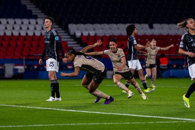 Marie-Antoinette Katoto (9 Paris) scoring during the UEFA Women?s Champions League game between Paris Saint Germain and Ajax Amsterdam at Parc des Princes in Paris, France. (Pauline FIGUET SPP) Copyright: xPaulinexFIGUETx xSPPx spp-en-PaFiSp-PF_PSGvAJAX095