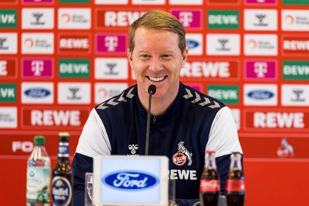 Sport Themen der Woche KW04 Sport Bilder des Tages 1. FC Köln Pressekonferenz; 25.01.2024 Timo Schultz (Trainer 1. FC Köln) lacht Pressekonferenz 1. FC Köln; Geissbockheim, 25.01.2024 *** 1 FC Köln Press Conference 25 01 2024 Timo Schultz Coach 1 FC Köln laughs Press Conference 1 FC Köln Geissbockheim, 25 01 2024 Copyright: xBEAUTIFULxSPORTS Wunderlx
