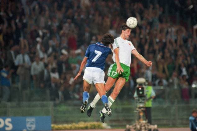 Rome, Italy. Italy s midfielder Paolo Maldini (L) and Ireland s forward Niall Quinn struggle for an exit in the the semi-finals of the 1990 FIFA World Cup, WM, Weltmeisterschaft, Fussball between the national teams of Italy and Ireland at the Olympic Stadium - 1:0. Igor Utkin TASS  17005424