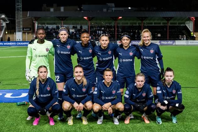 240125 The starting eleven of Rosengard pose for a team picture ahead the UEFA Women s Champions League football match between FC Rosengard and Benfica on January 25, 2024 in Malmö. Photo: Petter Arvidson BILDBYRAN kod PA PA0740 fotboll football soccer fotball champions league fc rosengard benfica dam bbeng Copyright: PETTERxARVIDSON BB240125PA151