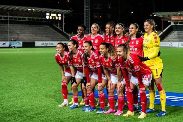 240125 The starting eleven of Benfica pose for a team picture ahead of the UEFA Women s Champions League football match between FC Rosengard and Benfica on January 25, 2024 in Malmö. Photo: Petter Arvidson BILDBYRAN kod PA PA0740 fotboll football soccer fotball champions league fc rosengard benfica dam bbeng Copyright: PETTERxARVIDSON BB240125PA152
