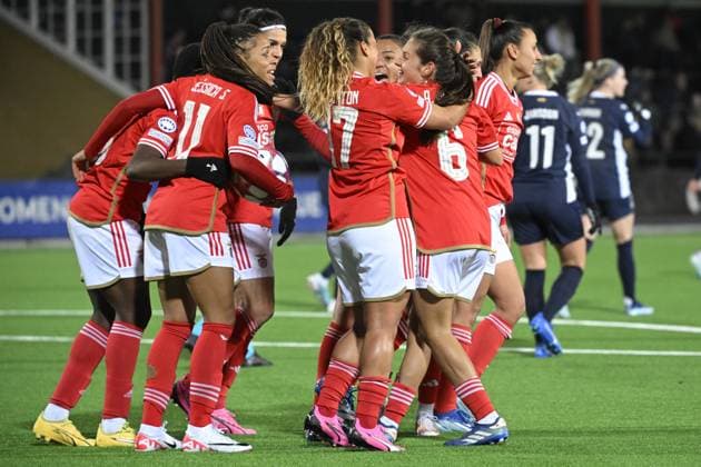 MALMÖ, SVERIGE 20240125 Benficas Jessica Silva gör 1-1 under torsdagens Champions League gruppspelsmatch i fotboll mellan FC Rosengard och SL Benfica pa Malmö IP. MALMÖ SVERIGE x50090x