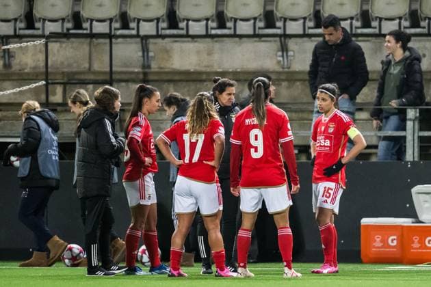240125 Andreia Norton, Nycole Raysla and Carole Costa of Benfica looks dejected after the UEFA Women s Champions League football match between FC Rosengard and Benfica on January 25, 2024 in Malmö. Photo: Petter Arvidson BILDBYRAN kod PA PA0740 fotboll football soccer fotball champions league fc rosengard benfica dam bbeng depp Copyright: PETTERxARVIDSON BB240125PA239