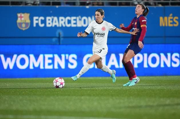 ESP: FC Barcelona, Barca Eintracht Franckfurt. UEFA Women™s Champions League match, Group A, date 5 Camila Kuver of Eintracht Frankfurt and Patri Guijarro of FC Barcelona during the UEFA Women™s Champions League match, Group A, date 5, between FC Barcelona and Eintracht Franckfurt played at Johan Cruyff Stadium on January 25, 2024 in Barcelona, Spain. kpng Copyright: xAlexxCarrerasx xIMAGOx PS_240125_006