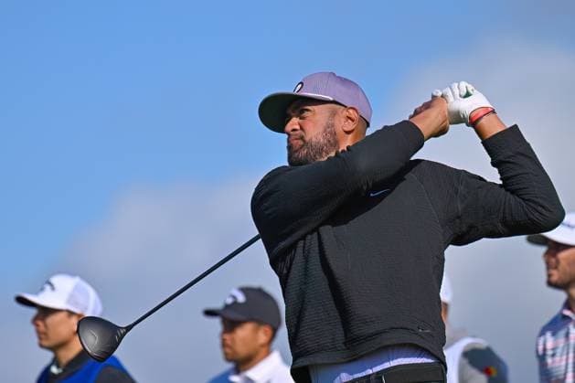 January 25, 2024: Tony Finau watches his drive on the 14th hole during the second round of the Farmers Insurance Open at Torrey Pines North in San Diego, California. CSM San Diego USA - ZUMAc04_ 20240125_zma_c04_001 Copyright: xJustinxFinex