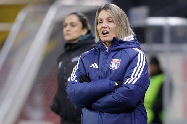 WOMEN SOCCER - UEFA CL, St.Poelten vs Lyon SANKT POELTEN,AUSTRIA,25.JAN.24 - WOMEN SOCCER - UEFA Women s Champions League, group stage, SKN Sankt Poelten vs Olympique Lyonnais. Image shows head coach Sonia Bompastor (Lyon).  GEPAxpictures xWalterxLuger