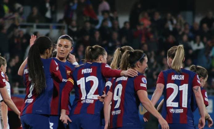 25.01.2024, xgrfx, Fussball Champions League Frauen, FC Barcelona, Barca - Eintracht Frankfurt emspor, v.l. Tor, Patricia Guijarro (FC Barcelona) (DFL DFB REGULATIONS PROHIBIT ANY USE OF PHOTOGRAPHS as IMAGE SEQUENCES and or QUASI-VIDEO) Barcelona