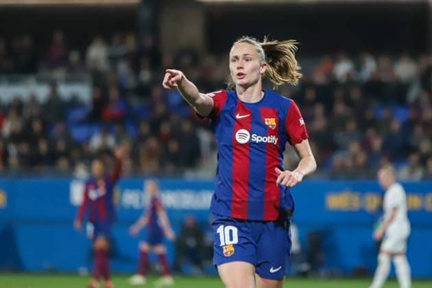 Barcelona, Spain, 25th January 2024: Caroline Graham Hansen (10 FC Barcelona, Barca in action during the UEFA Women s Champions League match between Barcelona and Eintracht Frankfurt at the Estadi Johan Cruyff in Barcelona, Spain (Alexander Canillas SPP) Copyright: xAlexanderxCanillasx xSPPx spp-en-AlCaSp-IMG_0685
