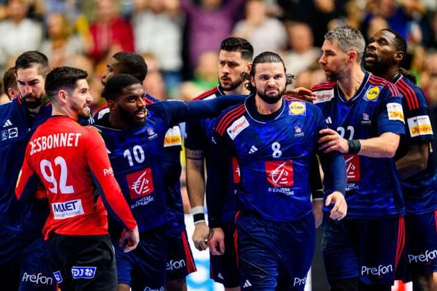 240126 Elohim Prandi of France celebrates during the EHF European Handball Championship semifinal match between France and Sweden on January 26, 2024 in Cologne. Photo: Ludvig Thunman BILDBYRAN kod LT LT0595 handball handboll handball handbolls-em 2024 semifinal semifinals frankrike sverige sweden ehf european handball championship france day 16 bbeng jubel Copyright: LUDVIGxTHUNMAN BB240126LT137