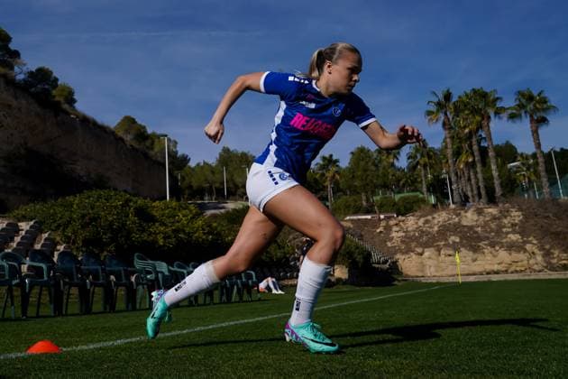 26.01.2024, Alicante, Campoamor, Friendly Match: Grasshopper Club Zürich - 1. FC Union Berlin, 8 Ella Ljustina (Grasshopper Club Zürich) Alicante Campoamor Alicante Switzerland Copyright: xJustPictures.ch DanielaxPorcellix