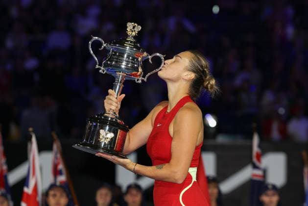 Tennis 2024: Australian Open Day 14 January 27, 2024: 2nd seed ARYNA SABALENKA of Belarus poses with the Daphne Akhurst Memorial Cup after winning the WomenÃ¢â‚¬â ¢s Singles Final match against 12th seed QINWEN ZHENG of China on day 14 of the 2024 Australian Open in Melbourne Australia. Sydney Low Cal Media(Credit Image: Â Sydney Low Cal Sport Media) California USA EDITORIAL USE ONLY Copyright: xx ZUMA-20240127_faf_c04_001.jpg SydneyxLowx csmphotothree227437
