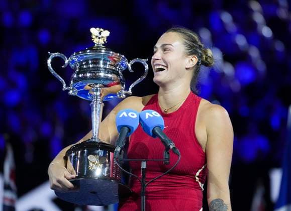 (240127) -- MELBOURNE, Jan. 27, 2024 -- Aryna Sabalenka of Belarus holds her champion trophy during the awarding ceremony for the women s singles final at Australian Open tennis tournament in Melbourne, Australia, Jan. 27, 2024. ) (SP)AUSTRALIA-MELBOURNE-TENNIS-AUSTRALIAN OPEN-FINAL WangxShen 