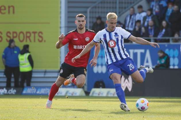 27.01.2024, xavx, Fussball 2.Bundesliga, SV Wehen Wiesbaden - Hertha BSC Berlin emspor, v.l. Ivan Prtajin (SV Wehen Wiesbaden), Marc Oliver Kempf (Hertha BSC) (DFL DFB REGULATIONS PROHIBIT ANY USE OF PHOTOGRAPHS as IMAGE SEQUENCES and or QUASI-VIDEO) Wiesbaden