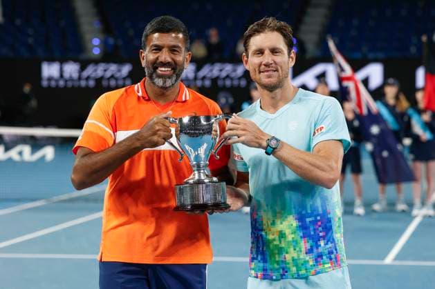 Rohan Bopanna und Matthew Ebden, Siegerehrung, Praesentation, Herren DoppelAustralian Open 2024, Melbourne Park, Melbourne, Victoria, Australia. Copyright: xJuergenxHasenkopfx