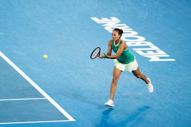 Qinwen Zheng (CHN) TENNIS : Open Australie 2024 - Melbourne - 27 01 2024 VirginieBouyer Panoramic 