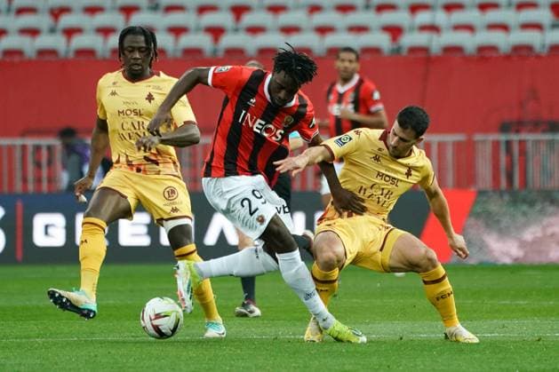 Evann Guesssand (OGC Nice) - Maxime Colin (FC Metz) FOOTBALL : OGC Nice vs FC Metz - Ligue 1 Uber Eats - Nice - 27 01 2024 NorbertScanella Panoramic 
