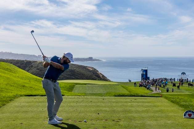 LA JOLLA, CA - JANUARY 27: Stephan Jaeger drives off the 3rd hole tee during the final round of the PGA, Golf Herren Tour Farmer™s Insurance Open, at Torrey Pines Golf Course, Saturday, January 27, 2024, in La Jolla, California. (Photo by Tony Ding Icon Sportswire) GOLF: JAN 27 PGA Farmers Insurance Open EDITORIAL USE ONLY Icon46520240127041