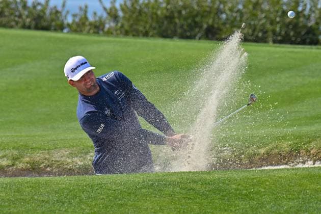 January 27, 2024: Taylor Montgomery hits from a bunker on the 4th hole during the final round of the Farmers Insurance Open at Torrey Pines South in San Diego, California. CSM San Diego USA - ZUMAc04_ 20240127_zma_c04_471 Copyright: xJustinxFinex