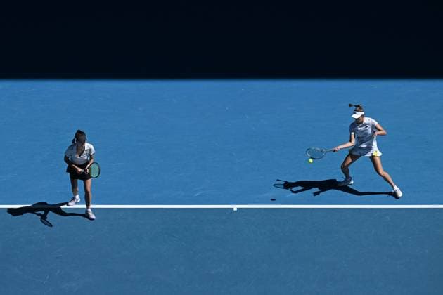 TENNIS AUSTRALIAN OPEN, Su-Wei Hsieh (left) of Chinese Taipei and Elise Mertens (right) of Belgium in action during the Women?s Doubles final against Lyudmyla Kichenok of Ukraine and Jelena Ostapemko of Latvia on Rod Laver Arena on Day 15 of the 2024 Australian Open at Melbourne Park in Melbourne, Thursday, January 25, 2024. ( NO ARCHIVING, EDITORIAL USE ONLY, NO USE IN BOOKS WITHOUT CONSENT MELBOURNE VICTORIA AUSTRALIA  Copyright: xJAMESxROSSx 20240128001894664265