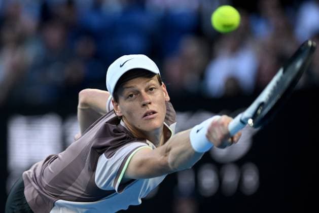 TENNIS AUSTRALIAN OPEN, Jannik Sinner of Italy in action during the Men?s Singles final against Daniil Medvedev of Russia on Rod Laver Arena on Day 15 of the 2024 Australian Open at Melbourne Park in Melbourne, Sunday, January 28, 2024. ( NO ARCHIVING, EDITORIAL USE ONLY, NO USE IN BOOKS WITHOUT CONSENT MELBOURNE VICTORIA AUSTRALIA  Copyright: xJOELxCARRETTx 20240128001894711245