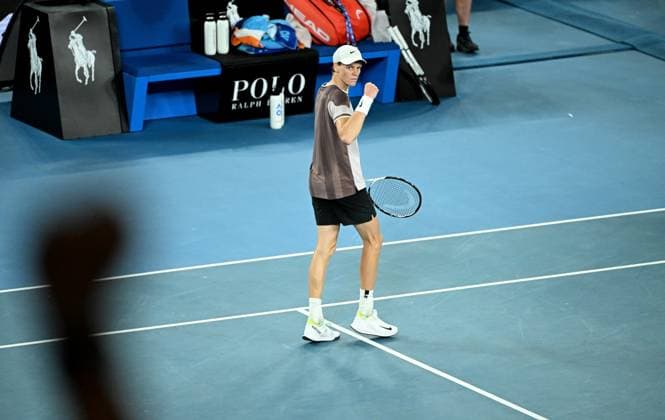 TENNIS AUSTRALIAN OPEN, Jannik Sinner of Italy after wining the 4th set during the Men?s Singles final against Daniil Medvedev of Russia on Rod Laver Arena on Day 15 of the 2024 Australian Open at Melbourne Park in Melbourne, Sunday, January 28, 2024. ( NO ARCHIVING, EDITORIAL USE ONLY, NO USE IN BOOKS WITHOUT CONSENT MELBOURNE VICTORIA AUSTRALIA  Copyright: xJAMESxROSSx 20240128001894753908