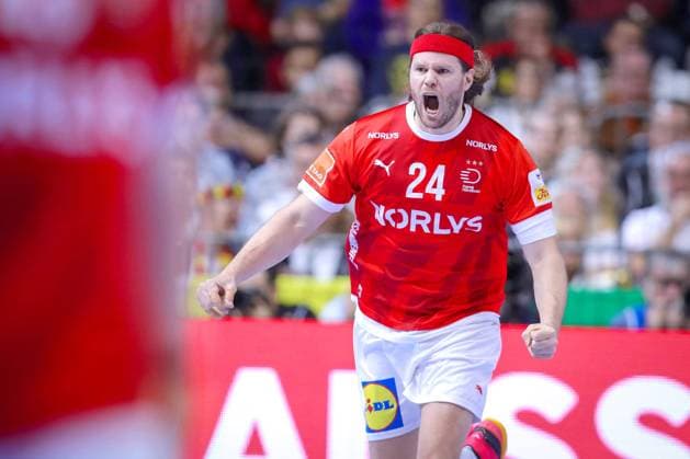 28.01.2024, EHF EURO 2024, Männer Europameisterschaft Handball, Lanxess Arena in Köln, Finale, Frankreich - Dänemark: Mikkel Hansen (Dänemark) jubelnd Nordrhein-Westfalen Deutschland