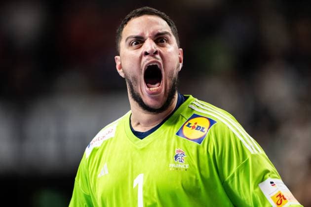 Sport Themen der Woche KW04 Sport Bilder des Tages 240128 Goalkeeper Samir Bellahcene of France celebrates during the EHF European Handball Championship final between Denmark and France on January 28, 2024 in Cologne. Photo: Ludvig Thunman BILDBYRAN kod LT LT0598 handball handboll handball handbolls-em 2024 final danmark denmark frankrike ehf european handball championship france day 18 bbeng jubel *** 240128 Goalkeeper Samir Bellahcene of France celebrates during the EHF European Handball Championship final between Denmark and France on January 28, 2024 in Cologne Photo Ludvig Thunman BILDBYRAN kod LT LT0598 handball handboll handball handbolls em 2024 final danmark denmark frankrike ehf european handball championship france day 18 bbeng jubel  Copyright: LUDVIGxTHUNMAN BB240128LT158