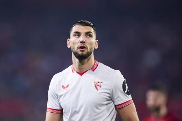 January 28, 2024, Sevilla, Sevilla, SPAIN: Rafa Mir of Sevilla FC in action during the Spanish league, LaLiga EA Sports, football match played between Sevilla FC and CA Osasuna at Ramon Sanchez-Pizjuan stadium on January 28, 2024, in Sevilla, Spain. Sevilla SPAIN - ZUMAa181 20240128_zaa_a181_066 Copyright: xJoaquinxCorcherox