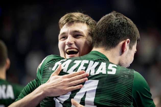 26.01.2024 - Handball - Herren - EHF - EM 2024 - Ungarn - Slowenien Von Links: Bence Imre, Gergo Fazekas (beide Ungarn) Koeln Lanxess Arena Nordrhein-Westfalen Deutschland KlausTrotter-20240126-2303