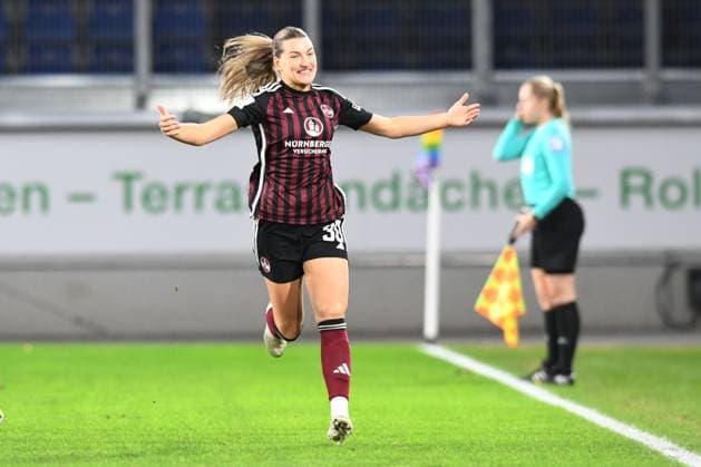 Torschuetzin Medina Desic ( 1 FC Nuernberg Frauen ) jubelt nach ihrem Tor zum 1 : 0. GER, MSV Duisburg Frauen vs 1 FC Nuernberg Frauen, Fussball, Bundesliga,11. Spieltag Spielzeit 2023 2024, 28.01.2024 DFL DFB REGULATIONS PROHIBIT ANY USE OF PHOTOGRAPHS AS IMAGE SEQUENCES AND OR QUASI-VIDEO GER, MSV Duisburg Frauen vs 1 FC Nuernberg Frauen, Fussball, Bundesliga,11. Spieltag Spielzeit 2023 2024, 28.01.2024 Duisburg Copyright: xEibner-Pressefoto ThomasxThienelx EP_TTL