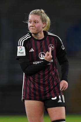 Selma Magnusdottir ( 1 FC Nuernberg Frauen ) gestikuliert. GER, MSV Duisburg Frauen vs 1 FC Nuernberg Frauen, Fussball, Bundesliga,11. Spieltag Spielzeit 2023 2024, 28.01.2024 DFL DFB REGULATIONS PROHIBIT ANY USE OF PHOTOGRAPHS AS IMAGE SEQUENCES AND OR QUASI-VIDEO GER, MSV Duisburg Frauen vs 1 FC Nuernberg Frauen, Fussball, Bundesliga,11. Spieltag Spielzeit 2023 2024, 28.01.2024 Duisburg Copyright: xEibner-Pressefoto ThomasxThienelx EP_TTL