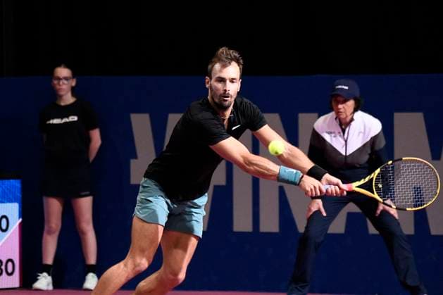 MONTPELLIER, FRANCE - JANUARY 30 : Antoine ESCOFFIER (FRA) during the 1st round of the ATP, Tennis Herren 250 Open Sud de France tournament vs. Alexandre MULLER (FRA) in Montpellier, France on January 30th, 2024. TENNIS : Open Sud de France ATP 250 - 30 01 2024 ValentinaClaret Panoramic 