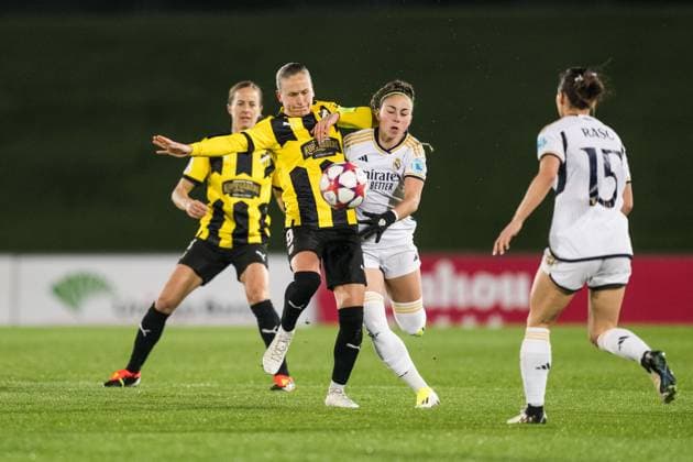 240130 Filippa Curmark of Häcken and Athenea of Real Madrid during the UEFA Women s Champions League football match between Real Madrid and Häcken on January 30, 2024 in Madrid. Photo: Mathias Bergeld BILDBYRAN kod MB MB0845 fotboll football soccer fotball champions league real madrid häcken dam bbeng women kvinner Copyright: MATHIASxBERGELD BB240130MB024