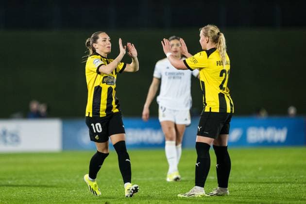 240130 Elin Rubensson and Johanna Fossdalsa Sorensen of Häcken during the UEFA Women s Champions League football match between Real Madrid and Häcken on January 30, 2024 in Madrid. Photo: Mathias Bergeld BILDBYRAN kod MB MB0845 fotboll football soccer fotball champions league real madrid häcken dam bbeng women kvinner Copyright: MATHIASxBERGELD BB240130MB050