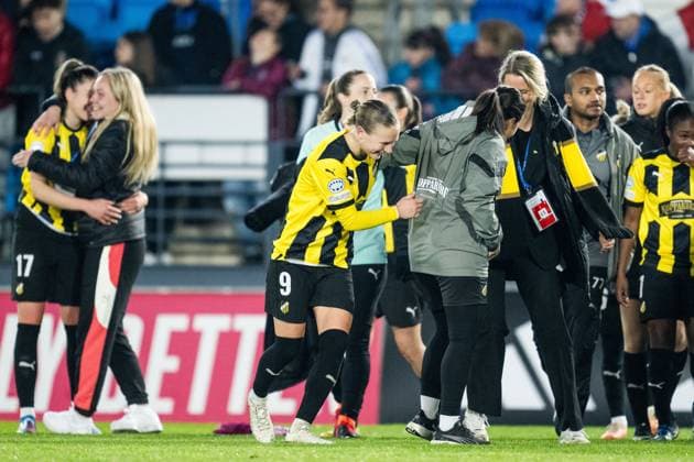 240130 Filippa Curmark of Häcken celebrates with teammates after the UEFA Women s Champions League football match between Real Madrid and Häcken on January 30, 2024 in Madrid. Photo: Mathias Bergeld BILDBYRAN kod MB MB0845 fotboll football soccer fotball champions league real madrid häcken dam bbeng women kvinner jubel Copyright: MATHIASxBERGELD BB240130MB076
