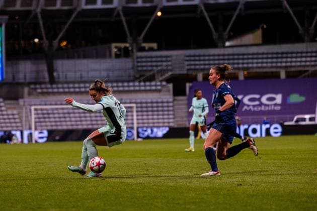 Maren Mjelde (18 Chelsea) in action during the UEFA Women?s Champions League game between Paris FC and Chelsea FC at Stade Charlety in Paris, France. (Pauline FIGUET SPP) Copyright: xPaulinexFIGUETx xSPPx spp-en-PaFiSp-PF_PFCvCFC142