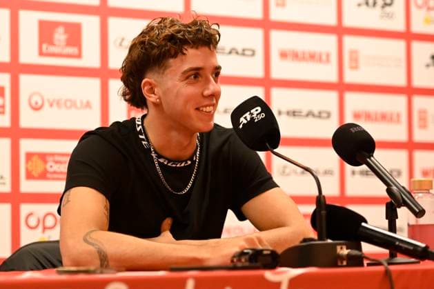 MONTPELLIER, FRANCE - JANUARY 30 : Arthur CAZAUX (FRA) at the press conference, PK, Pressekonferenz prior to the ATP, Tennis Herren 250 Open Sud de France tournament in Montpellier, France on January 30th, 2024. TENNIS : Open Sud de France ATP 250 - 30 01 2024 ValentinaClaret Panoramic 