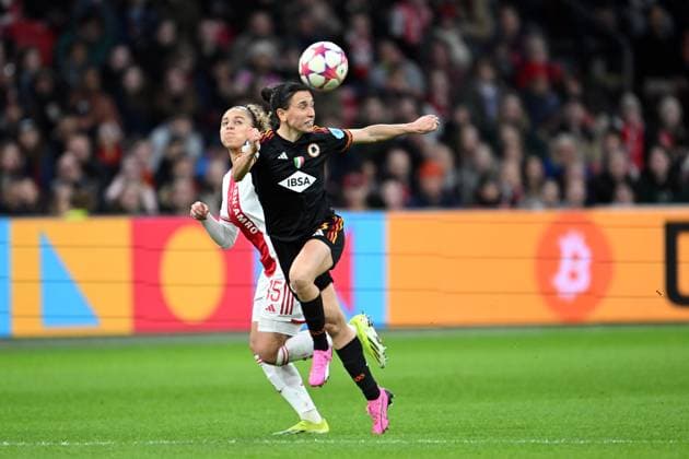 AMSTERDAM - (l-r) Chasity Grant of Ajax, Lucia Di Guglielmo of AS Roma during the UEFA Women s Champions League Group C match between Ajax Amsterdam and AS Roma at the Johan Cruijff ArenA on January 30, 2024 in Amsterdam, Netherlands. ANP UEFA Women s Champions League 2023 24 2023 2024 xVIxANPxSportx xxANPxIVx 489845938 originalFilename: 489845938.jpg
