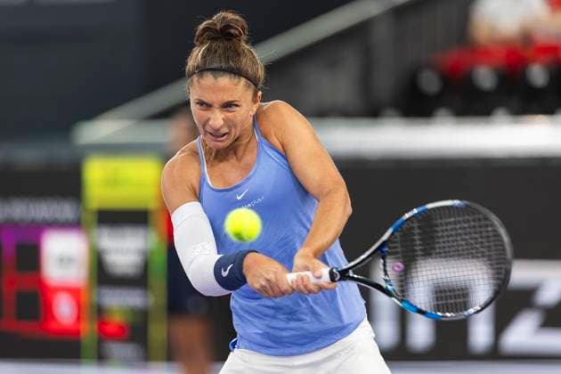 TENNIS - WTA, Tennis Damen Upper Austria Ladies Linz LINZ,AUSTRIA,31.JAN.24 - TENNIS - WTA Tour, Upper Austria Ladies Linz, female conference. Image shows Sara Errani (ITA).  GEPAxpictures xGintarexKarpaviciute