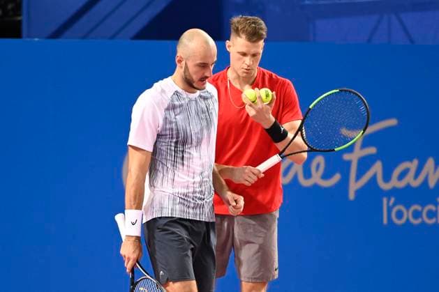 MONTPELLIER, FRANCE - JANUARY 31 : Constantin FRANTZEN (GER) and Hendrik JEBENS (GER) during the doubles 1st round of the ATP, Tennis Herren 250 Open Sud de France tournament vs. Sadio DOUMBIA (FRA) et Fabien REBOUL (FRA) in Montpellier, France on January 31st, 2024. TENNIS : Open Sud de France ATP 250 - 31 01 2024 ValentinaClaret Panoramic 