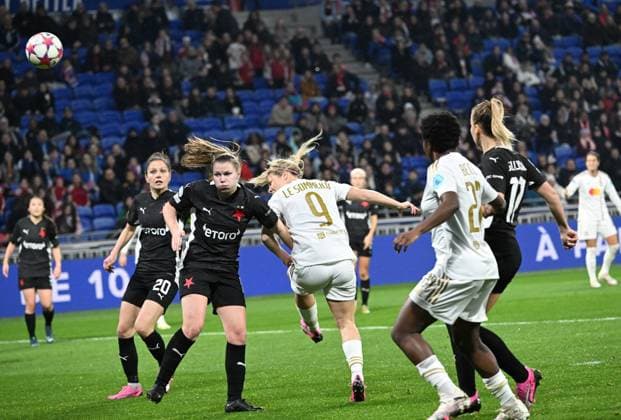 EugÃ nie Le Sommer (lyon) FOOTBALL: Olympique Lyonnais FÂŽminines vs SK Slavia Prague - Ligue des Champions FÂŽminine - 31 01 2024 FredericChambert Panoramic 