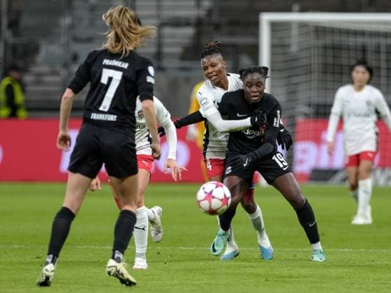Halimatu Ayinde (FC Rosengard, 04) im Zweikampf mit Nicole Anyomi (Eintracht Frankfurt, 19), GER, Eintracht Frankfurt vs. FC Rosengard, Fussball, UEFA Womens Champions League, Gruppenphase, 6. Spieltag, Saison 2023 2024, 31.01.2024. GER, Eintracht Frankfurt vs. FC Rosengard, Fussball, UEFA Womens Champions League, Gruppenphase, 6. Spieltag, Saison 2023 2024, 31.01.2024. Frankfurt Copyright: xEibner-Pressefoto FlorianxWieganx EP_FWD
