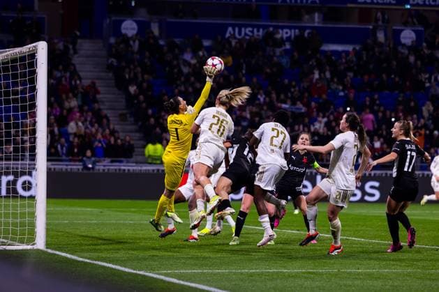 Olivie LukaÅ?ova (1 Slavia Praha) saving the ball during the UEFA Women?s Champions League game between Olympique Lyonnais and Salvia Praha at Groupama Stadium in Lyon, France. (Pauline FIGUET SPP) Copyright: xPaulinexFIGUETx xSPPx spp-en-PaFiSp-PF_OLvSLP176