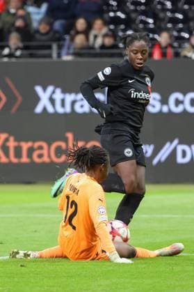 31.01.2024, xusrbx, Fussball Champions League Frauen, Eintracht Frankfurt Frauen - FC Rosengard emspor, v.l. Angel Mukasa (FC Rosengard, 12), Nicole Anyomi (Eintracht Frankfurt, 19), (DFL DFB REGULATIONS PROHIBIT ANY USE OF PHOTOGRAPHS as IMAGE SEQUENCES and or QUASI-VIDEO) Frankfurt am Main