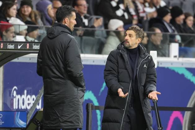 31.01.2024, xusrbx, Fussball Champions League Frauen, Eintracht Frankfurt Frauen - FC Rosengard emspor, v.l. Christos Arnautis (Co Trainer Eintracht Frankfurt Frauen), Niko Arnautis (Trainer Eintracht Frankfurt Frauen), (DFL DFB REGULATIONS PROHIBIT ANY USE OF PHOTOGRAPHS as IMAGE SEQUENCES and or QUASI-VIDEO) Frankfurt am Main