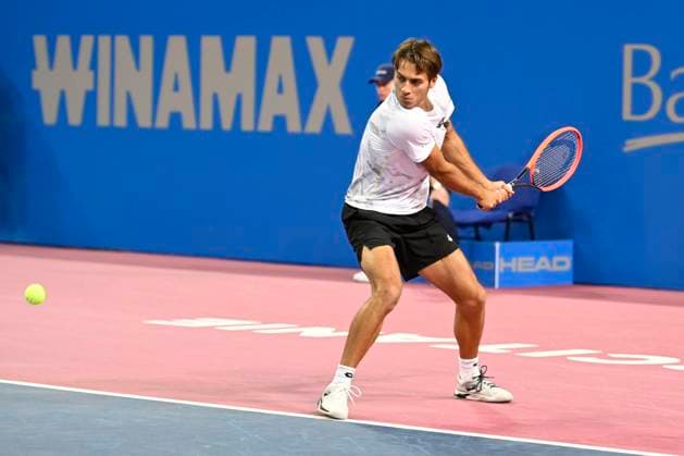 MONTPELLIER, FRANCE - FEBRUARY 1 : Flavio COBOLLI (ITA) during the 2nd round of the ATP, Tennis Herren 250 Open Sud de France tournament vs. Constant LESTIENNE (FRA) in Montpellier, France on February 1st, 2024. TENNIS : Open Sud de France ATP 250 - 01 02 2024 ValentinaClaret Panoramic 