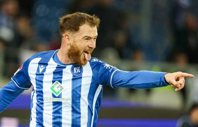 Fussball - 2. BL - Karlsruher SC - SV Wehen Wiesbaden - 02.02.24, 1:0 Budu Zivzivadze (KSC), -
