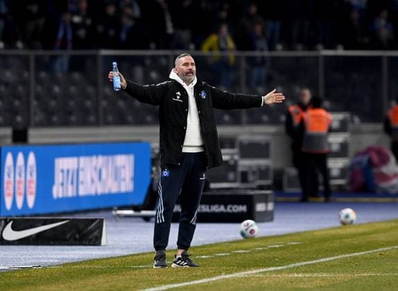 Fussball, Herren, Saison 2023 2024, 2. Bundesliga (20. Spieltag), Hertha BSC - Hamburger SV, Trainer Tim Walter (Hamburger SV), 03.02. 2024,